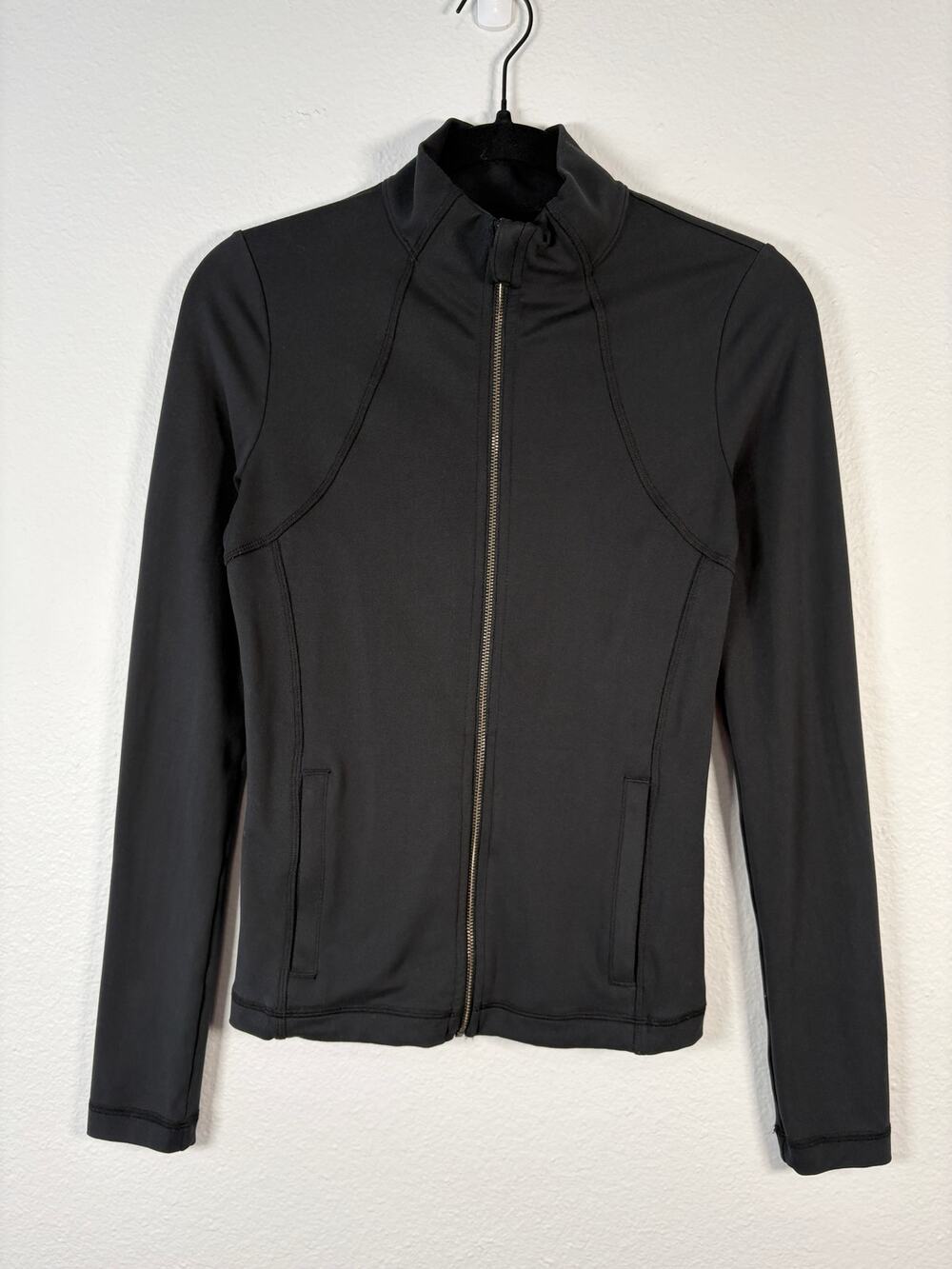 Hollister Gilly Hicks Black Active Long Sleeve Full Zip Recharge Slim Fit Jacket